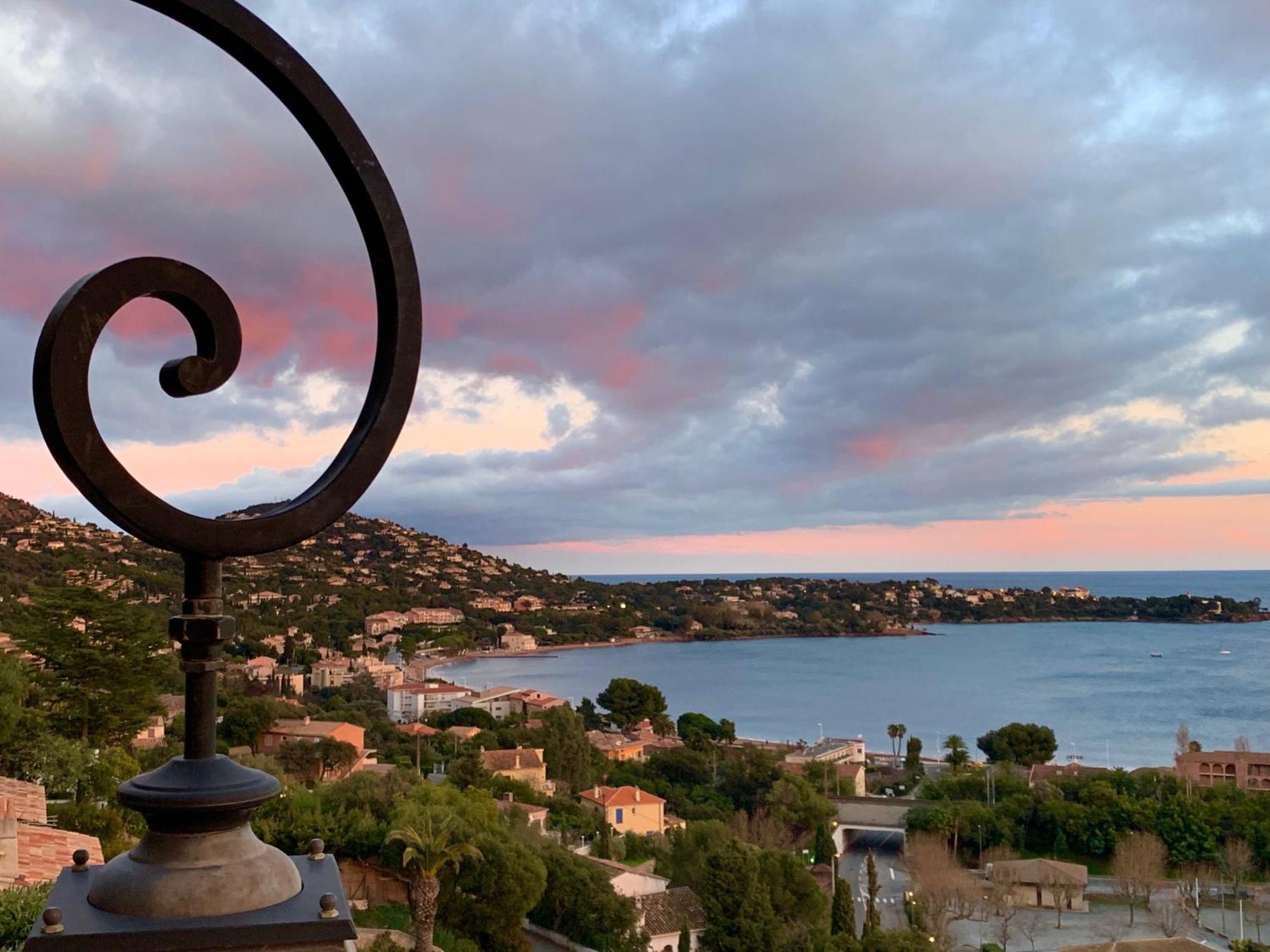 Villa Grand Baie Saint-Raphaël Exteriér fotografie